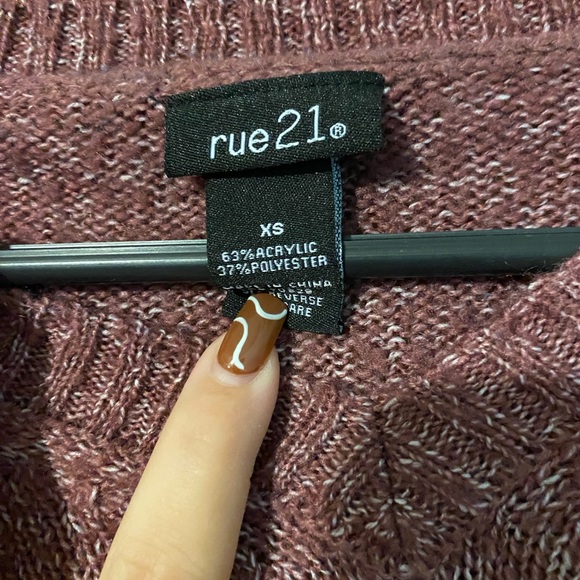 Women’s sweater - Picture 2 of 2